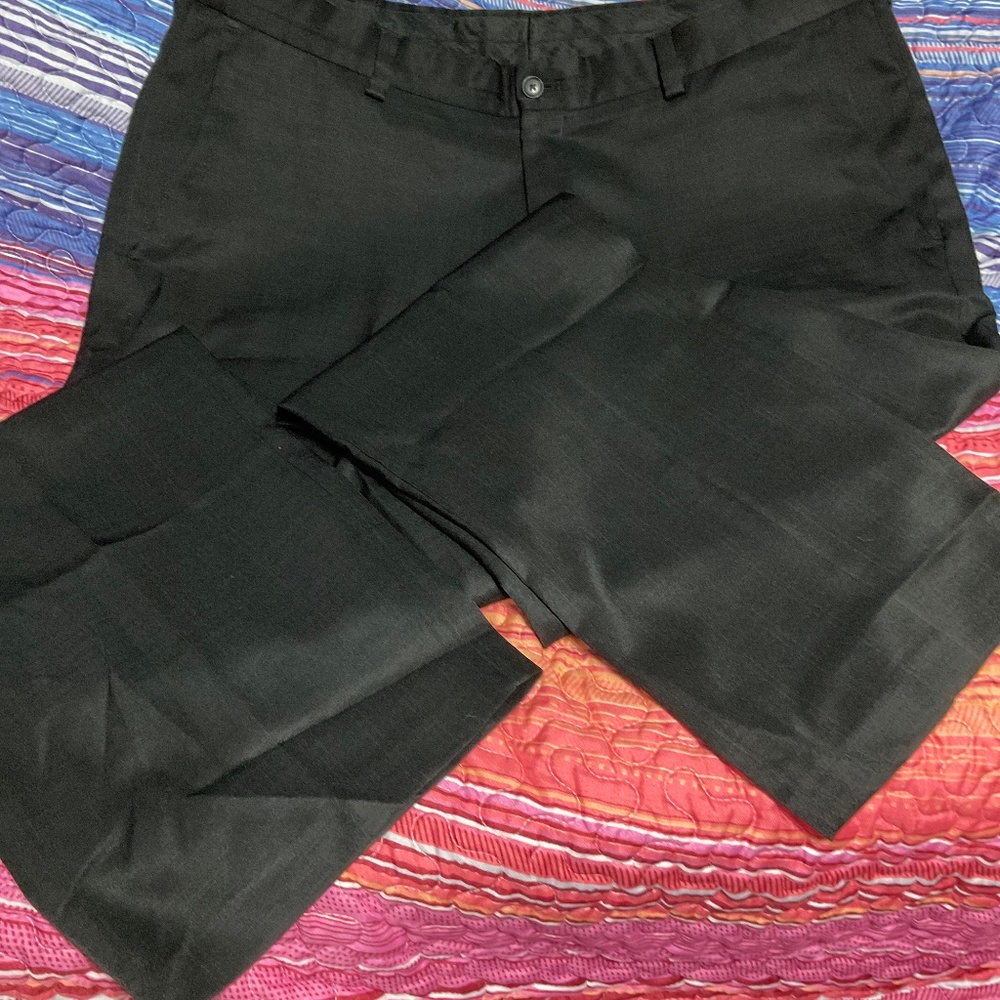 Haggar mens slacks black.  M186
